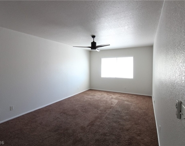 7948 W Nevso Drive - Photo Thumbnail 7