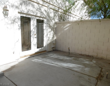 7948 W Nevso Drive - Photo Thumbnail 16