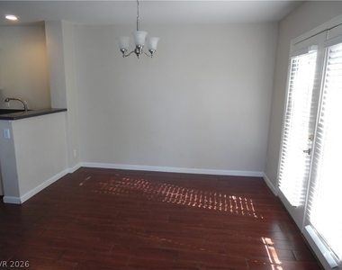 7948 W Nevso Drive - Photo Thumbnail 2