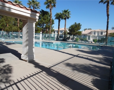 7948 W Nevso Drive - Photo Thumbnail 20
