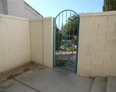 7948 W Nevso Drive - Photo Thumbnail 17