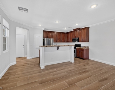6255 W Arby Avenue - Photo Thumbnail 24