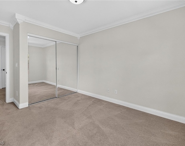 6255 W Arby Avenue - Photo Thumbnail 8