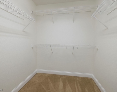 6255 W Arby Avenue - Photo Thumbnail 16
