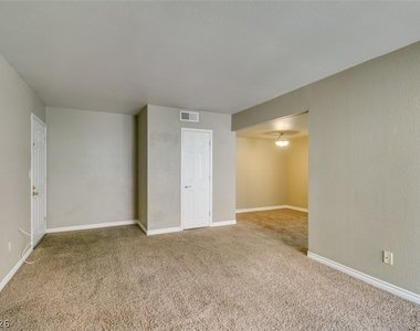 4450 Sandy River Drive - Photo Thumbnail 10