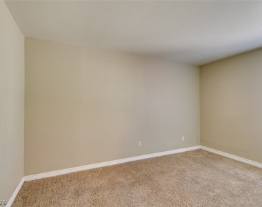 4450 Sandy River Drive - Photo Thumbnail 28