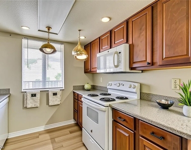 4450 Sandy River Drive - Photo Thumbnail 25