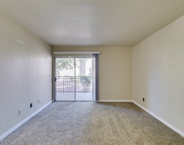 4450 Sandy River Drive - Photo Thumbnail 6