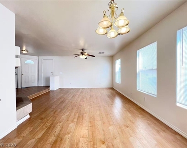 5875 Rainbow Trout Court - Photo Thumbnail 4