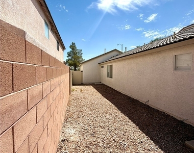 7005 Pacific Coast Street - Photo Thumbnail 37