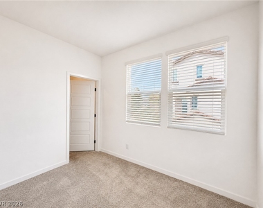 344 Vanda Court - Photo Thumbnail 14