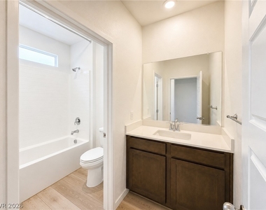 344 Vanda Court - Photo Thumbnail 19