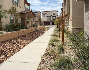 344 Vanda Court - Photo Thumbnail 28