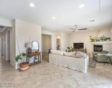 8213 Bay Dunes Street - Photo Thumbnail 8