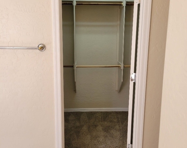 8213 Bay Dunes Street - Photo Thumbnail 64