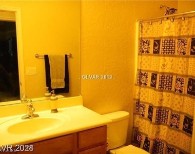 8213 Bay Dunes Street - Photo Thumbnail 38