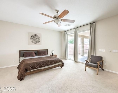 8213 Bay Dunes Street - Photo Thumbnail 14