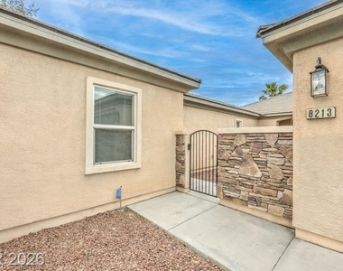 8213 Bay Dunes Street - Photo Thumbnail 3