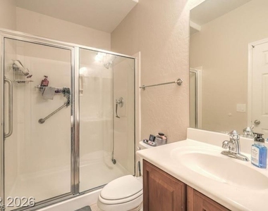 8213 Bay Dunes Street - Photo Thumbnail 18