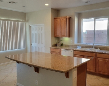8213 Bay Dunes Street - Photo Thumbnail 50