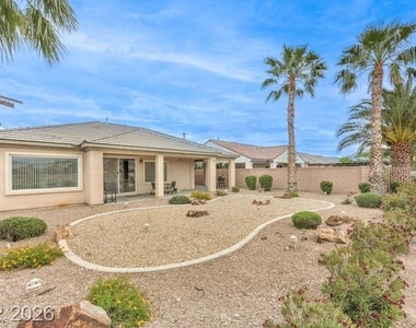 8213 Bay Dunes Street - Photo Thumbnail 23