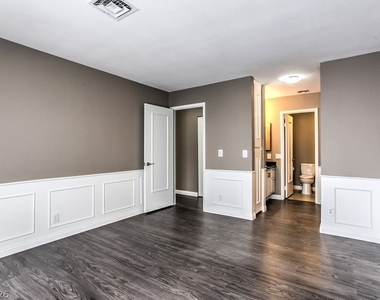 4707 Nara Vista Way - Photo Thumbnail 25