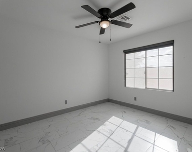 9796 Altadena Street - Photo Thumbnail 21