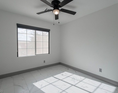 9796 Altadena Street - Photo Thumbnail 18