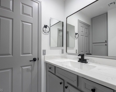 9796 Altadena Street - Photo Thumbnail 27