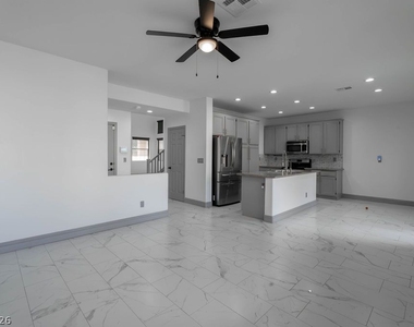 9796 Altadena Street - Photo Thumbnail 9