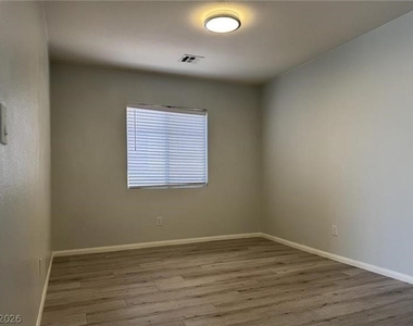 11029 Meadow Leaf Avenue - Photo Thumbnail 18