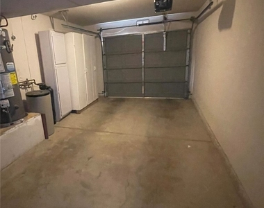 2832 Mill Point Drive - Photo Thumbnail 24