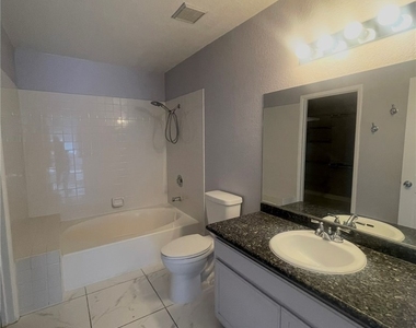 2832 Mill Point Drive - Photo Thumbnail 13