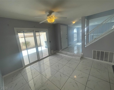 2832 Mill Point Drive - Photo Thumbnail 5