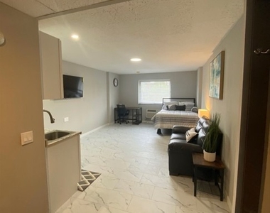 65 Front Street - Photo Thumbnail 16