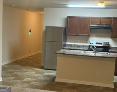 2096 Belmont - Photo Thumbnail 2