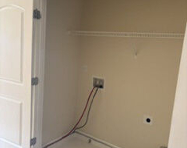2096 Belmont - Photo Thumbnail 11