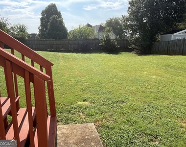1154 Folkstone Drive - Photo Thumbnail 43