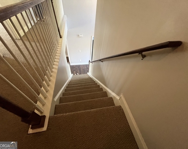 1154 Folkstone Drive - Photo Thumbnail 21