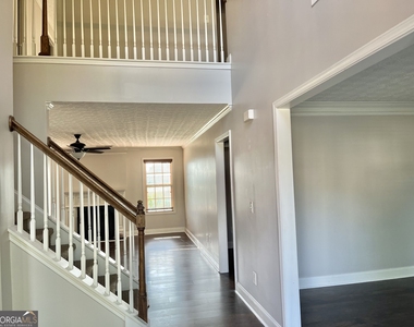 1154 Folkstone Drive - Photo Thumbnail 20