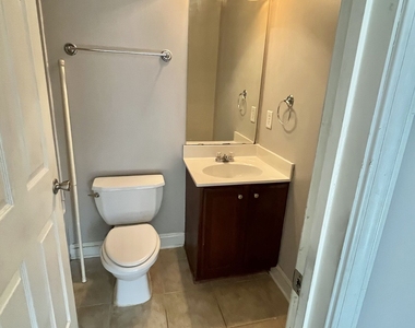 1154 Folkstone Drive - Photo Thumbnail 32