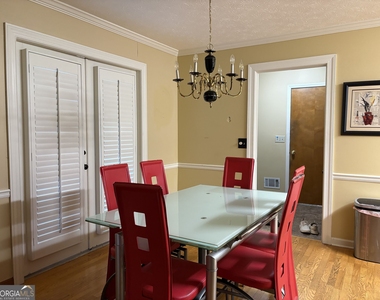 1224 Hunters Drive - Photo Thumbnail 4