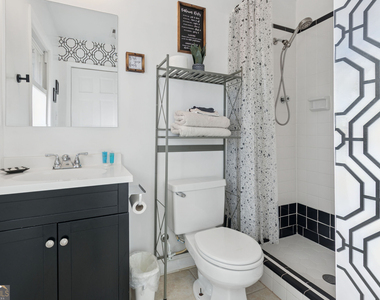 115 Pine Tree Drive - Photo Thumbnail 7
