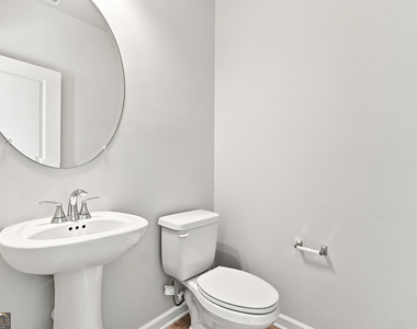 387 Lanier Circle - Photo Thumbnail 11