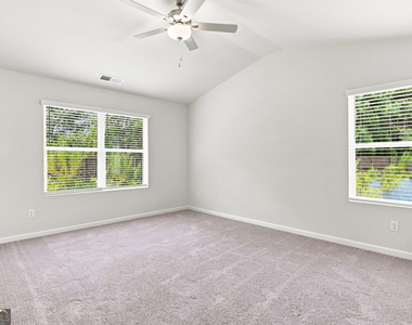 387 Lanier Circle - Photo Thumbnail 12