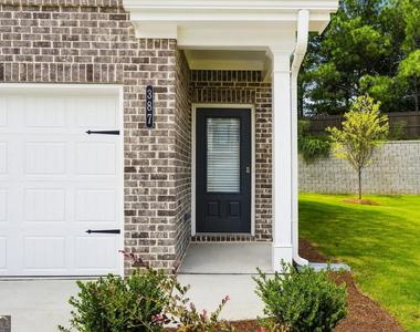 387 Lanier Circle - Photo Thumbnail 1