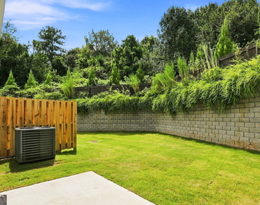 387 Lanier Circle - Photo Thumbnail 24
