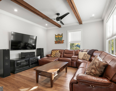 1227 Niles Avenue Nw - Photo Thumbnail 4
