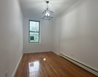 2409 Tilden Avenue - Photo Thumbnail 7