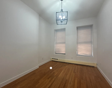 2409 Tilden Avenue - Photo Thumbnail 5